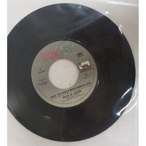 Record 45 RPM Vinyl  Billie Jo Spears- What The World Needs Now Is Love/Snowbird